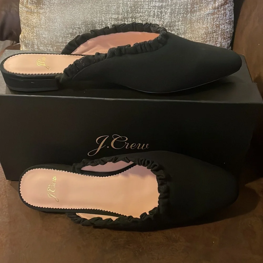 NIB J.Crew Carolyn Canvas Ruffle Mule Flats, 8.5 - Picture 3 of 7